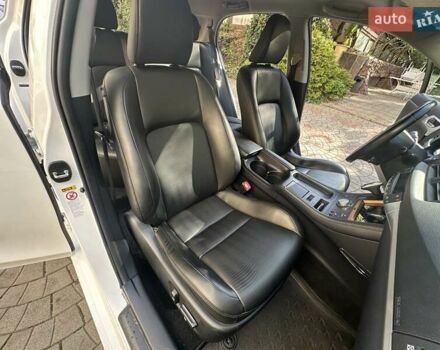 Лексус СТ 2013 в Одессе на Automoto.ua Белый Лексус СТ, объемом двигателя 1.8 л и пробегом 92 тыс. км за 15500 $, фото 34 на Automoto.ua