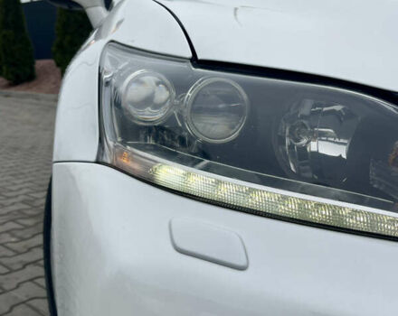 Білий Лексус СТ, об'ємом двигуна 1.8 л та пробігом 285 тис. км за 10950 $, фото 5 на Automoto.ua