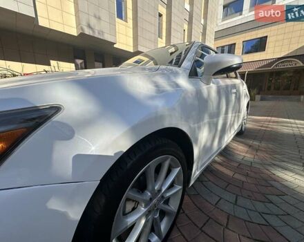 Лексус СТ 2013 в Одессе на Automoto.ua Белый Лексус СТ, объемом двигателя 1.8 л и пробегом 92 тыс. км за 15500 $, фото 6 на Automoto.ua