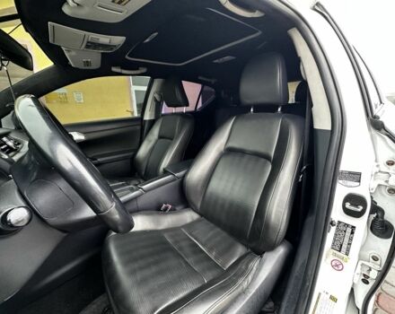 Белый Лексус СТ, объемом двигателя 1.8 л и пробегом 302 тыс. км за 13200 $, фото 7 на Automoto.ua