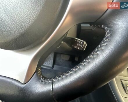 Лексус СТ 2013 в Одессе на Automoto.ua Белый Лексус СТ, объемом двигателя 1.8 л и пробегом 92 тыс. км за 15500 $, фото 32 на Automoto.ua