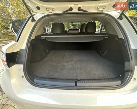 Лексус СТ 2013 в Одессе на Automoto.ua Белый Лексус СТ, объемом двигателя 1.8 л и пробегом 92 тыс. км за 15500 $, фото 45 на Automoto.ua