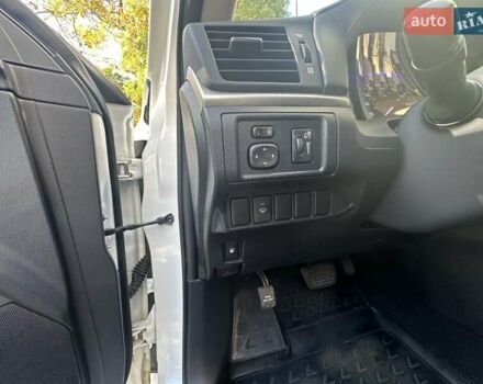 Лексус СТ 2013 в Одессе на Automoto.ua Белый Лексус СТ, объемом двигателя 1.8 л и пробегом 92 тыс. км за 15500 $, фото 23 на Automoto.ua