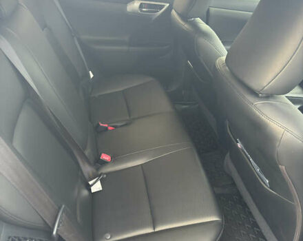 Лексус СТ 2013 в Киеве на Automoto.ua Белый Лексус СТ, объемом двигателя 1.8 л и пробегом 91 тыс. км за 13200 $, фото 10 на Automoto.ua