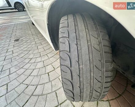 Лексус СТ 2013 в Одессе на Automoto.ua Белый Лексус СТ, объемом двигателя 1.8 л и пробегом 92 тыс. км за 15500 $, фото 48 на Automoto.ua