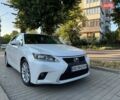 Белый Лексус СТ, объемом двигателя 1.8 л и пробегом 170 тыс. км за 12000 $, фото 1 на Automoto.ua