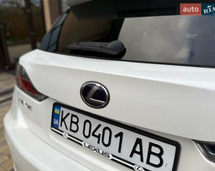 Белый Лексус СТ, объемом двигателя 1.8 л и пробегом 179 тыс. км за 13500 $, фото 7 на Automoto.ua