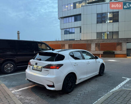 Белый Лексус СТ, объемом двигателя 1.8 л и пробегом 210 тыс. км за 14900 $, фото 10 на Automoto.ua