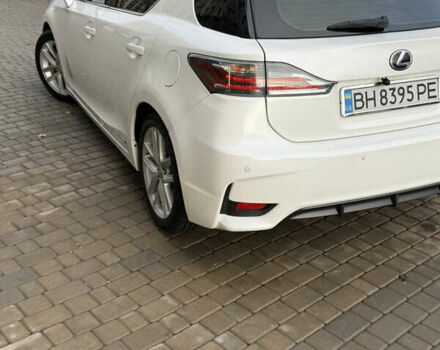 Белый Лексус СТ, объемом двигателя 1.8 л и пробегом 90 тыс. км за 14900 $, фото 5 на Automoto.ua