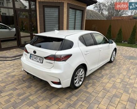 Белый Лексус СТ, объемом двигателя 1.8 л и пробегом 179 тыс. км за 13500 $, фото 13 на Automoto.ua