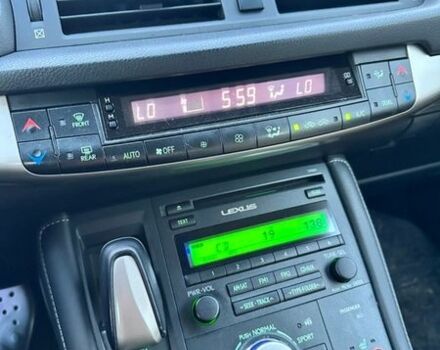 Білий Лексус СТ, об'ємом двигуна 1.8 л та пробігом 176 тис. км за 14500 $, фото 8 на Automoto.ua