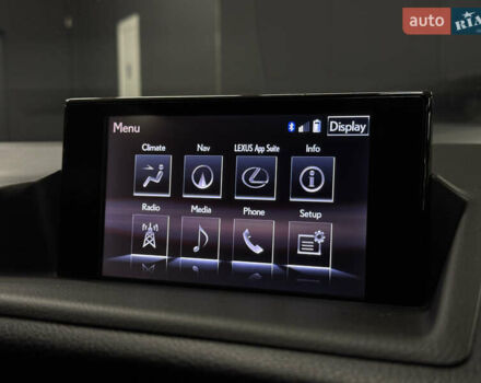 Білий Лексус СТ, об'ємом двигуна 1.8 л та пробігом 211 тис. км за 15699 $, фото 22 на Automoto.ua