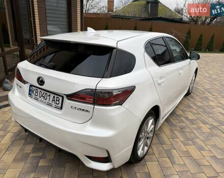 Белый Лексус СТ, объемом двигателя 1.8 л и пробегом 179 тыс. км за 13500 $, фото 17 на Automoto.ua
