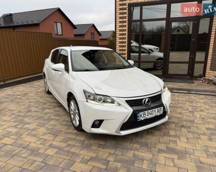 Белый Лексус СТ, объемом двигателя 1.8 л и пробегом 179 тыс. км за 13500 $, фото 20 на Automoto.ua