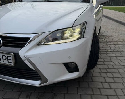 Белый Лексус СТ, объемом двигателя 1.8 л и пробегом 90 тыс. км за 14900 $, фото 13 на Automoto.ua