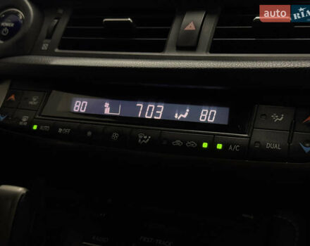 Білий Лексус СТ, об'ємом двигуна 1.8 л та пробігом 211 тис. км за 15699 $, фото 23 на Automoto.ua