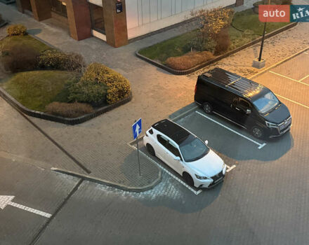 Белый Лексус СТ, объемом двигателя 1.8 л и пробегом 210 тыс. км за 14900 $, фото 13 на Automoto.ua