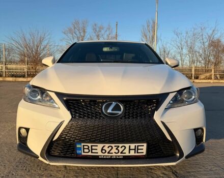 Белый Лексус СТ, объемом двигателя 1.8 л и пробегом 229 тыс. км за 14000 $, фото 3 на Automoto.ua