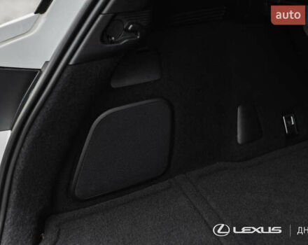 Білий Лексус СТ, об'ємом двигуна 1.8 л та пробігом 136 тис. км за 17600 $, фото 43 на Automoto.ua