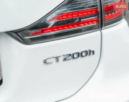 Білий Лексус СТ, об'ємом двигуна 1.8 л та пробігом 136 тис. км за 17600 $, фото 40 на Automoto.ua