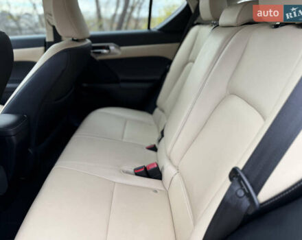 Белый Лексус СТ, объемом двигателя 1.8 л и пробегом 96 тыс. км за 15900 $, фото 9 на Automoto.ua