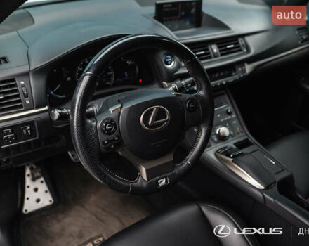 Білий Лексус СТ, об'ємом двигуна 1.8 л та пробігом 136 тис. км за 17600 $, фото 17 на Automoto.ua