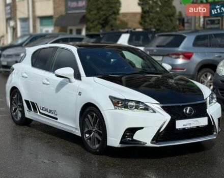 Белый Лексус СТ, объемом двигателя 1.8 л и пробегом 180 тыс. км за 14900 $, фото 11 на Automoto.ua