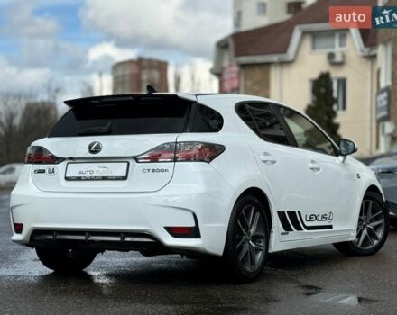 Белый Лексус СТ, объемом двигателя 1.8 л и пробегом 180 тыс. км за 14900 $, фото 23 на Automoto.ua
