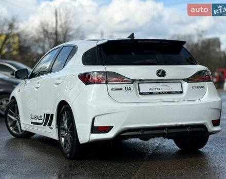 Белый Лексус СТ, объемом двигателя 1.8 л и пробегом 180 тыс. км за 14900 $, фото 30 на Automoto.ua