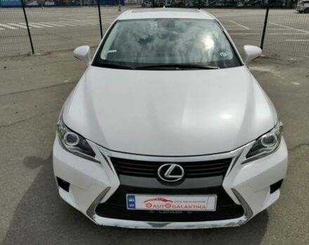 Белый Лексус СТ, объемом двигателя 1.8 л и пробегом 80 тыс. км за 16699 $, фото 7 на Automoto.ua