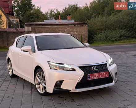 Білий Лексус СТ, об'ємом двигуна 0 л та пробігом 154 тис. км за 16700 $, фото 1 на Automoto.ua