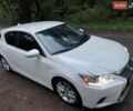 Белый Лексус СТ, объемом двигателя 1.8 л и пробегом 86 тыс. км за 15000 $, фото 4 на Automoto.ua