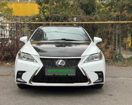 Белый Лексус СТ, объемом двигателя 1.8 л и пробегом 180 тыс. км за 14900 $, фото 2 на Automoto.ua