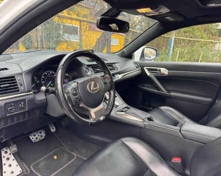 Белый Лексус СТ, объемом двигателя 1.8 л и пробегом 180 тыс. км за 14900 $, фото 9 на Automoto.ua