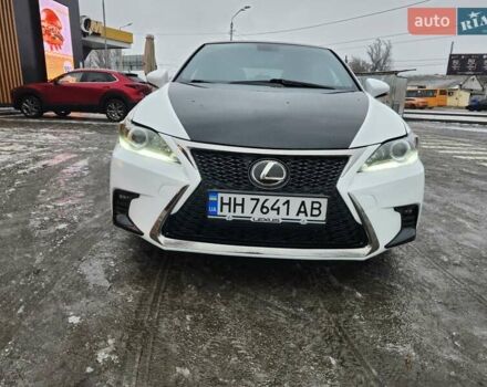 Белый Лексус СТ, объемом двигателя 1.8 л и пробегом 182 тыс. км за 14500 $, фото 2 на Automoto.ua