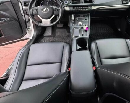 Білий Лексус СТ, об'ємом двигуна 1.8 л та пробігом 67 тис. км за 5400 $, фото 8 на Automoto.ua