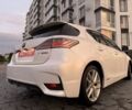 Белый Лексус СТ, объемом двигателя 0 л и пробегом 150 тыс. км за 16800 $, фото 18 на Automoto.ua