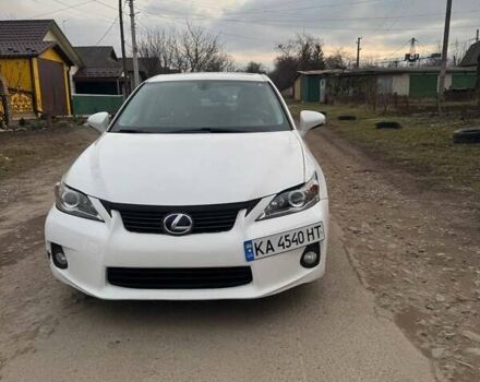 Белый Лексус СТ, объемом двигателя 1.8 л и пробегом 128 тыс. км за 10200 $, фото 1 на Automoto.ua