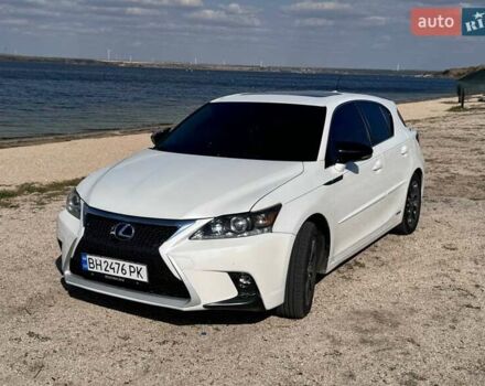 Белый Лексус СТ, объемом двигателя 1.8 л и пробегом 180 тыс. км за 14900 $, фото 1 на Automoto.ua