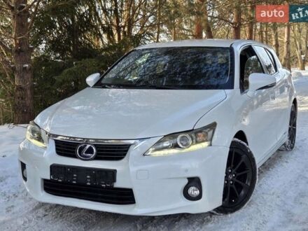 Белый Лексус СТ, объемом двигателя 1.8 л и пробегом 88 тыс. км за 14500 $, фото 1 на Automoto.ua