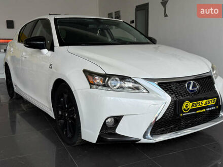Білий Лексус СТ, об'ємом двигуна 1.8 л та пробігом 146 тис. км за 12600 $, фото 1 на Automoto.ua