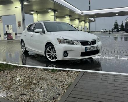 Білий Лексус СТ, об'ємом двигуна 1.8 л та пробігом 200 тис. км за 10850 $, фото 1 на Automoto.ua
