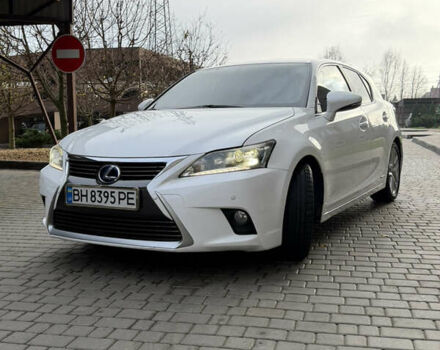 Белый Лексус СТ, объемом двигателя 1.8 л и пробегом 90 тыс. км за 14900 $, фото 1 на Automoto.ua