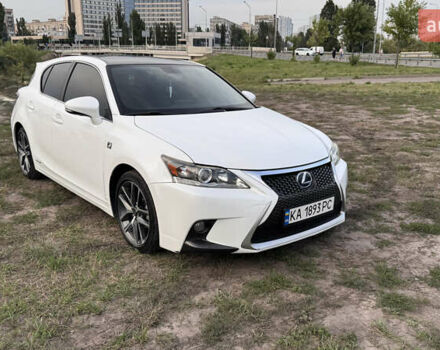 Белый Лексус СТ, объемом двигателя 1.8 л и пробегом 145 тыс. км за 15300 $, фото 1 на Automoto.ua