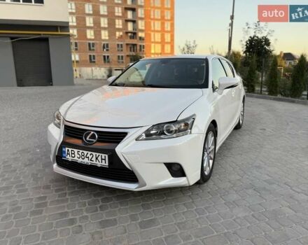Белый Лексус СТ, объемом двигателя 1.8 л и пробегом 173 тыс. км за 13900 $, фото 1 на Automoto.ua