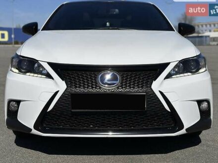 Лексус СТ 2015 у Дніпро (Дніпропетровську) на Automoto.ua Білий Лексус СТ, об'ємом двигуна 1.8 л та пробігом 146 тис. км за 17500 $, фото 1 на Automoto.ua