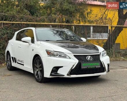 Белый Лексус СТ, объемом двигателя 1.8 л и пробегом 180 тыс. км за 14900 $, фото 1 на Automoto.ua