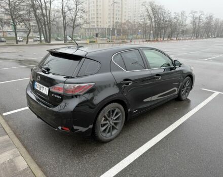 Черный Лексус СТ, объемом двигателя 1.8 л и пробегом 299 тыс. км за 9500 $, фото 5 на Automoto.ua