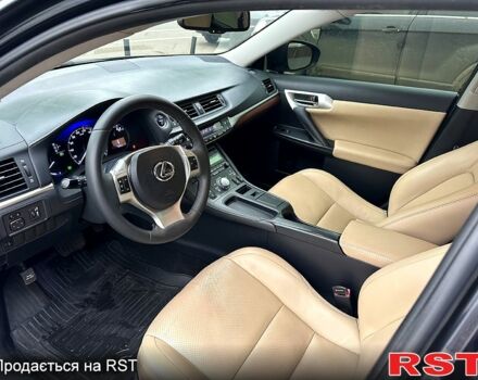 Чорний Лексус СТ, об'ємом двигуна 1.8 л та пробігом 100 тис. км за 14500 $, фото 6 на Automoto.ua