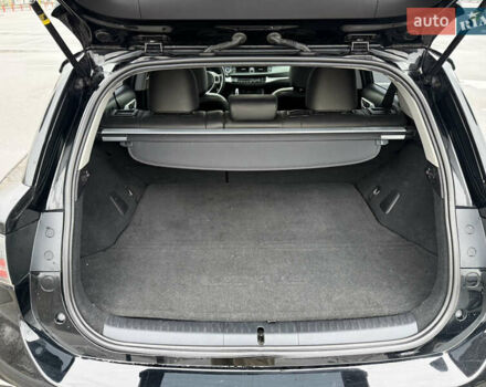 Чорний Лексус СТ, об'ємом двигуна 1.8 л та пробігом 299 тис. км за 9500 $, фото 12 на Automoto.ua